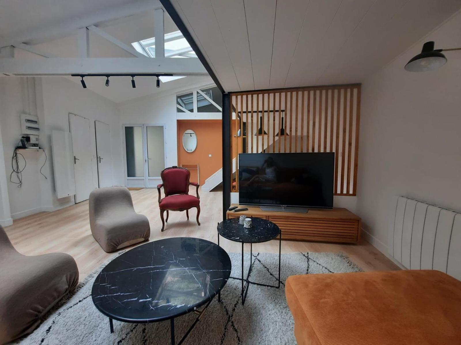 Loft 4-5 Personnes A Montmartre - Parking Prive Sur Reservation Paris Eksteriør billede